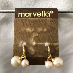 Vintage ecru faux pearl clip on earrings